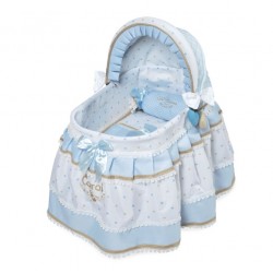 Cosulet pentru papusi cu roti, pernuta si asternuturi, albastru, Carol, 46x27x52, De Cuevas Cosulet pentru papusi cu roti, pernuta si asternuturi, albastru, Carol, 46x27x52, De Cuevas